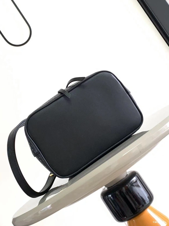 NÉONOÉ LOUIS VUITTON BB 0328